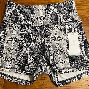 Balance collection shorts NWT